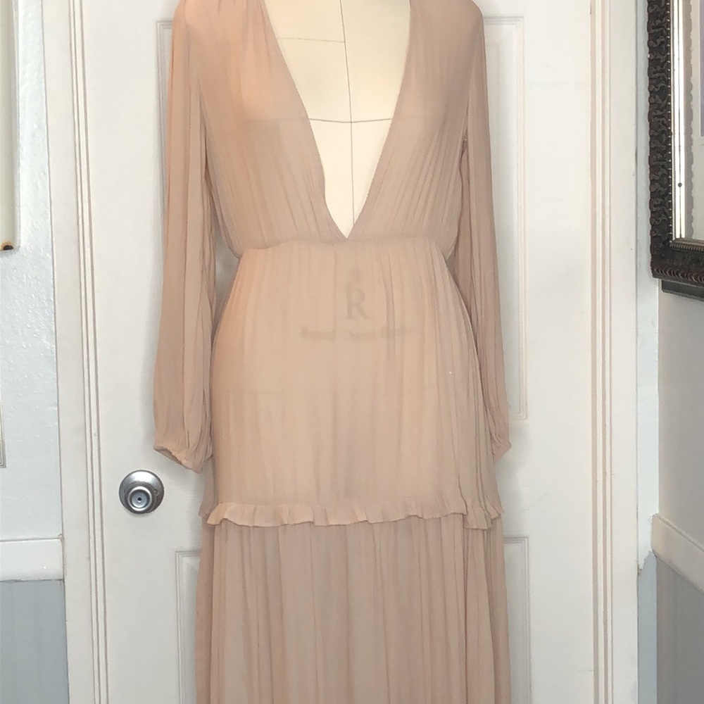 Low cut tiered empire waist maxi dress cream Sz6 - Picture 2 of 7